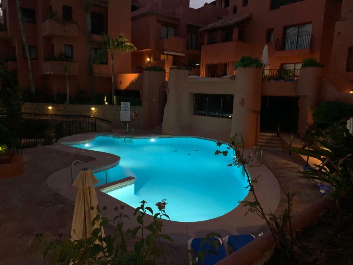 Beachside Apartment In มาร์เบยา ภายนอก รูปภาพ