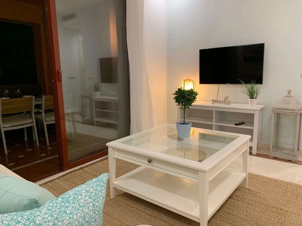 Beachside Apartment In มาร์เบยา ภายนอก รูปภาพ