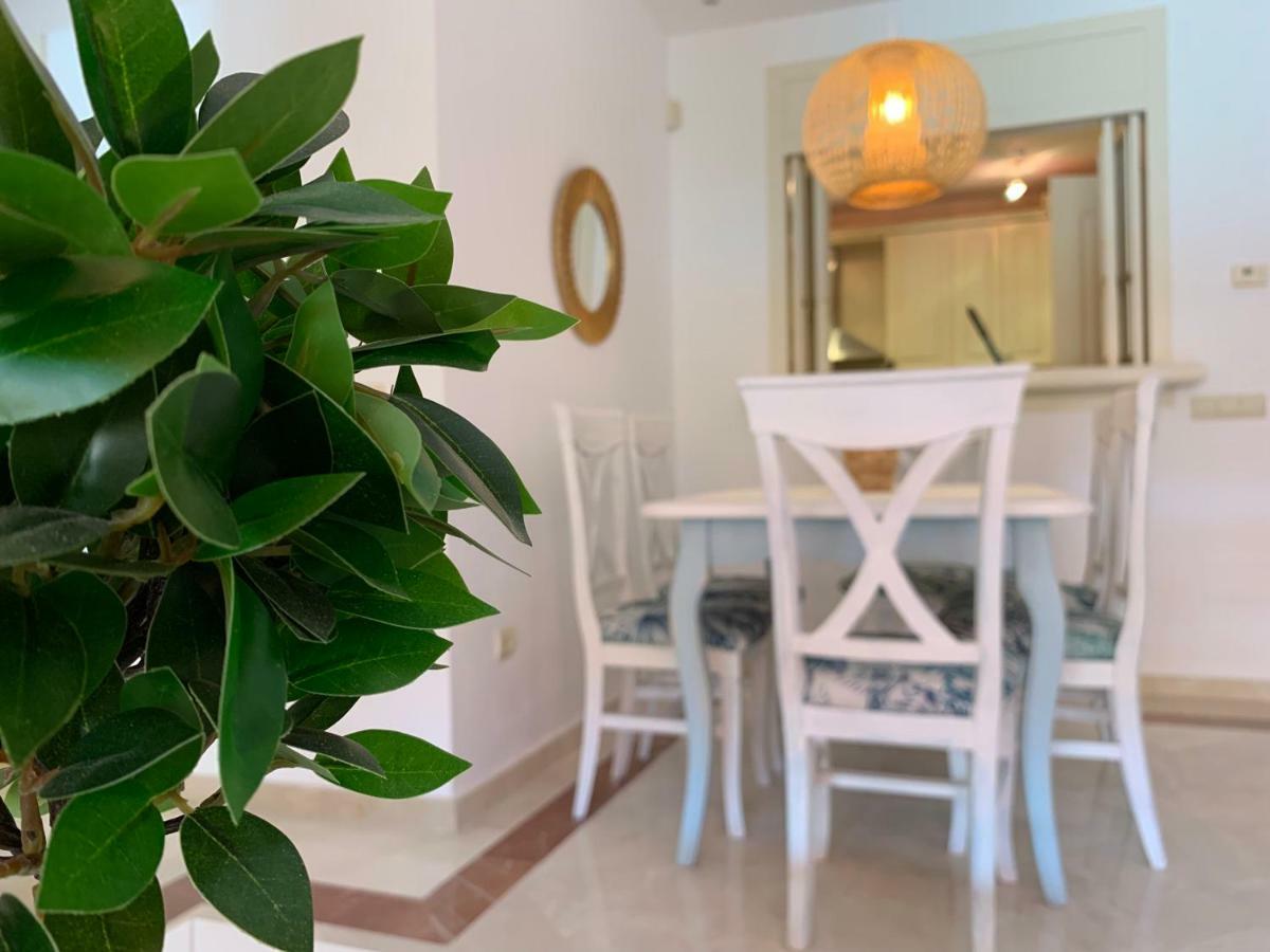 Beachside Apartment In มาร์เบยา ภายนอก รูปภาพ