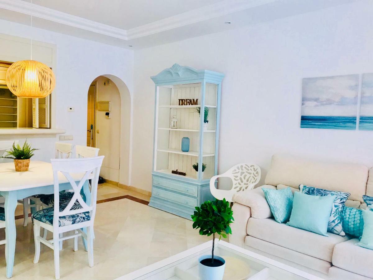 Beachside Apartment In มาร์เบยา ภายนอก รูปภาพ