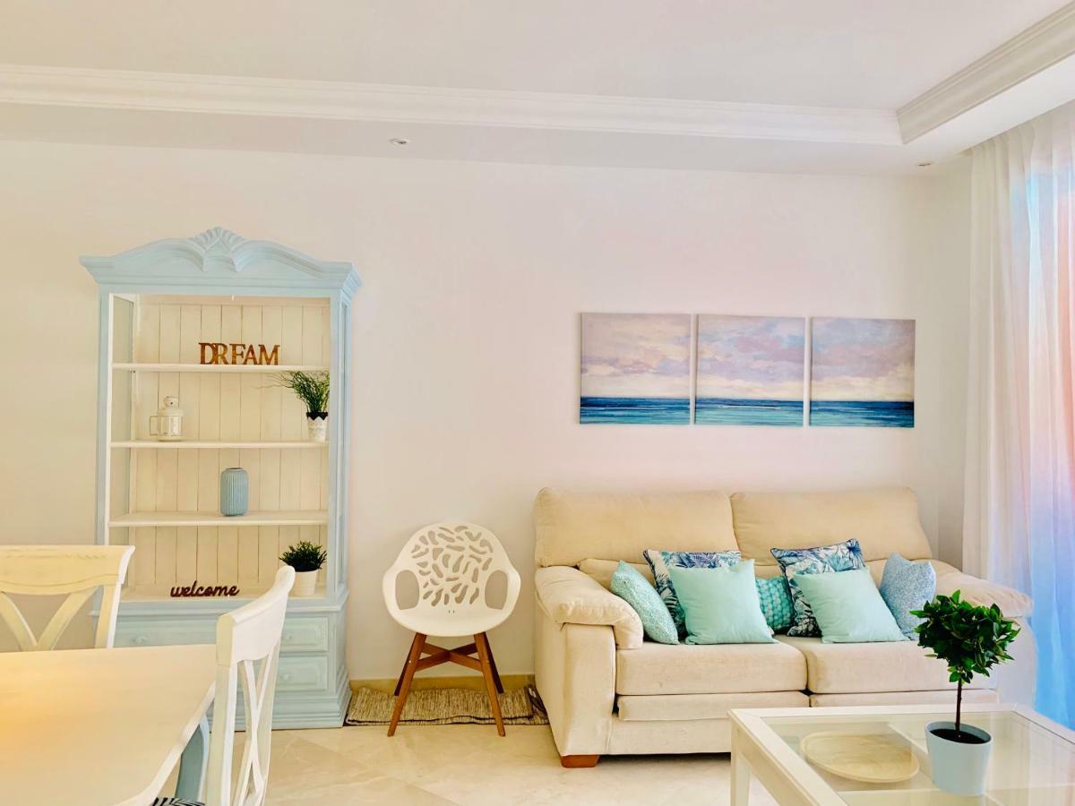 Beachside Apartment In มาร์เบยา ภายนอก รูปภาพ