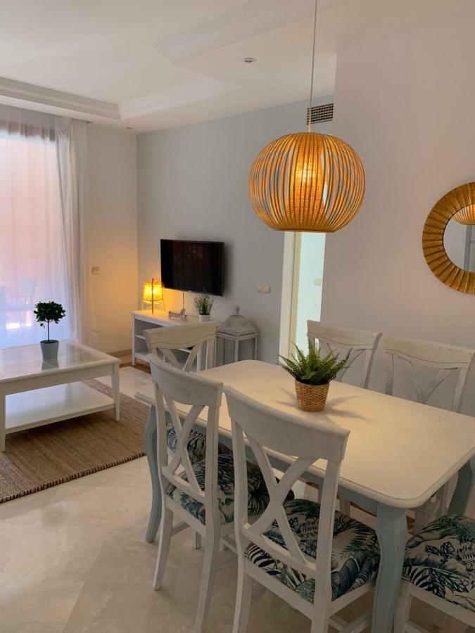 Beachside Apartment In มาร์เบยา ภายนอก รูปภาพ