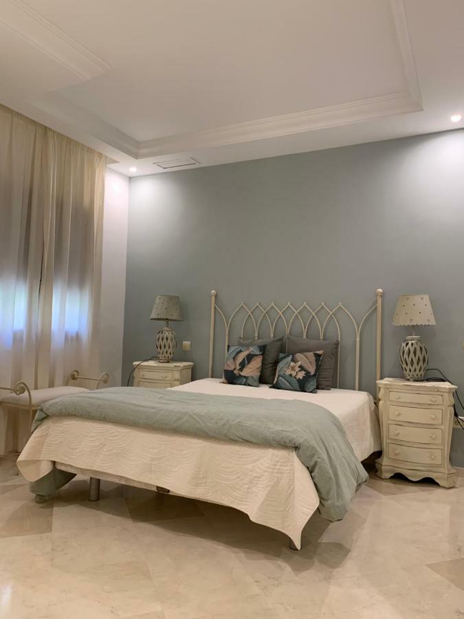 Beachside Apartment In มาร์เบยา ภายนอก รูปภาพ