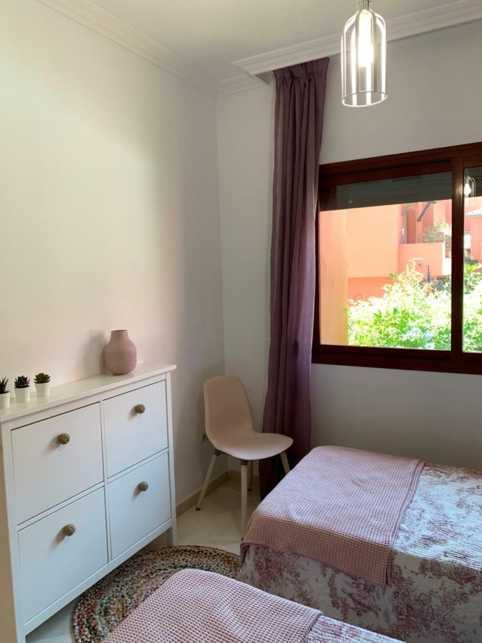 Beachside Apartment In มาร์เบยา ภายนอก รูปภาพ