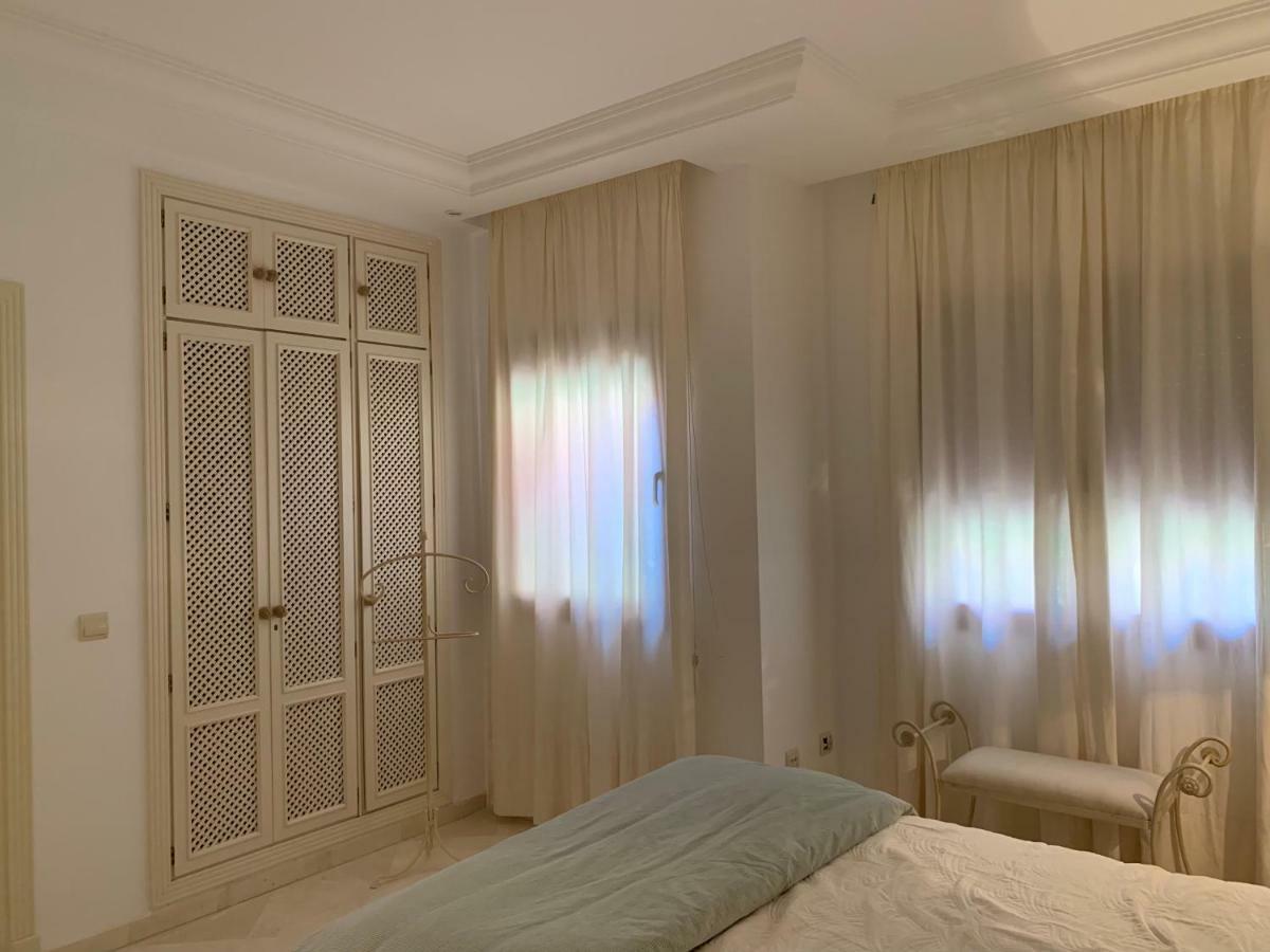 Beachside Apartment In มาร์เบยา ภายนอก รูปภาพ