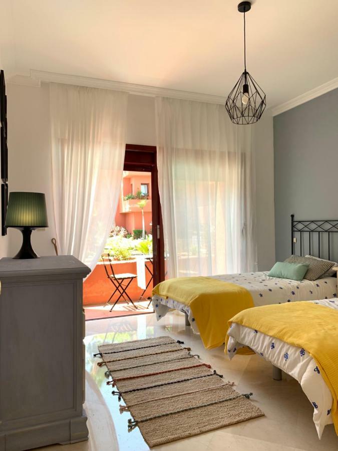 Beachside Apartment In มาร์เบยา ภายนอก รูปภาพ